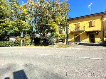 PORZIONE DI BIFAMILIARE A PAVULLO NEL FRIGNANO