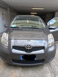 Toyota Yaris 1.0 benzina. Neopatentati 