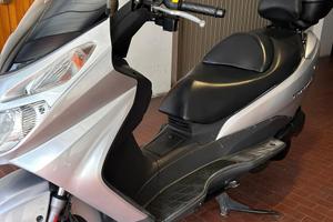 Suzuki Burgman 150 anno2004