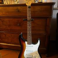 FENDER ‘60 STRATOCASTER