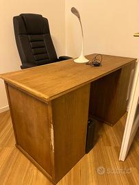 Scrivania il legno DEGHI