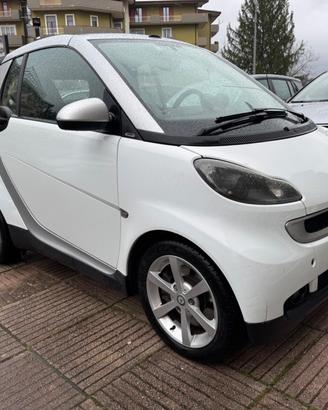 Smart ForTwo 1000 52 kW MHD cabrio pulse