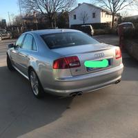 Audi S8 5.2 V10 anno 2007