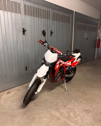 SWM SM 125 R