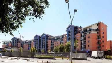 3 LOCALI CON TERRAZZO