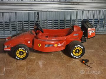 Ferrari F1 a pedali per bambini