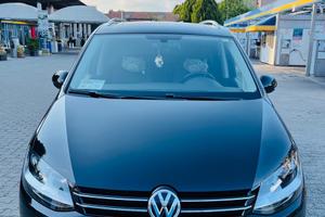 VW SHARAN