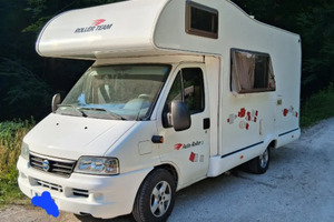 Camper mansardato