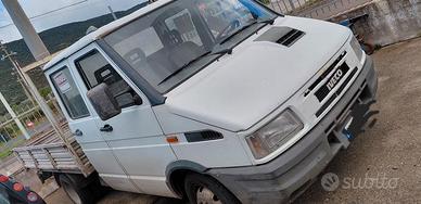 iveco  Delly 7 posti 