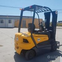 CARRELLO ELEVATORE OM Mod. XE 25