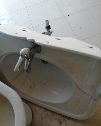 sanitari usati