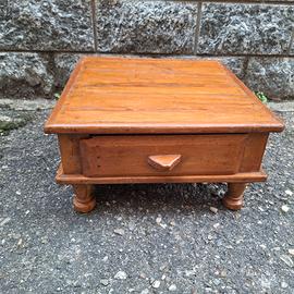 tavolino indiano con cassetto 