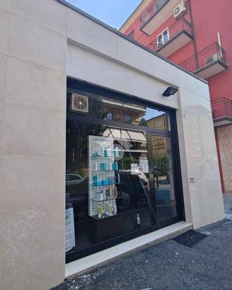 NEGOZIO A BRESCIA
