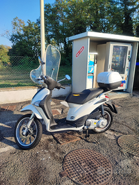 Scooter Piaggio liberty 125