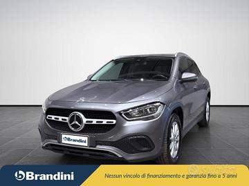 Mercedes GLA 180 d Business Extra auto