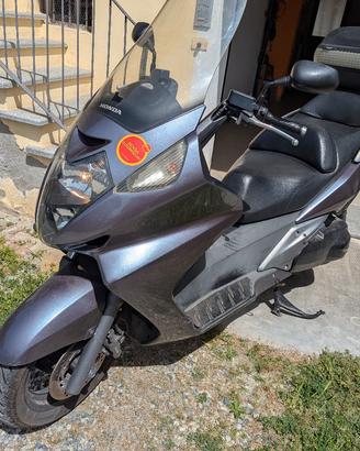 Honda Silver Wing 400 anno 2006