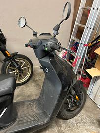 Scooter elettrico Niu Mqi GT