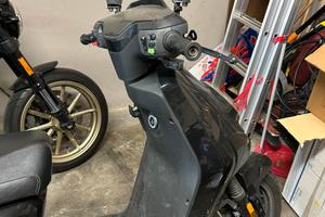 Scooter elettrico Niu Mqi GT