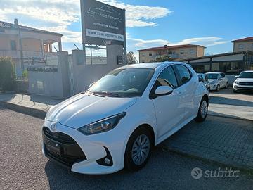 TOYOTA YARIS HYBRID - FINANZIABILE
