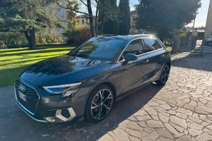 Audi A3 Sportback 40 Tfsi-e Business Advanced