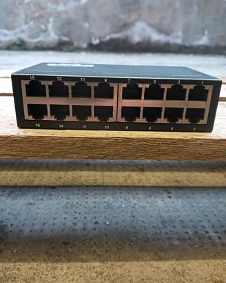 Switch Ethernet 16 porte