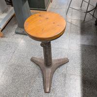 Sgabello vintage stile industrial 