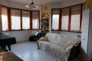 Villa di 110 m² con 4 locali a Massa