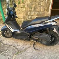 SCOOTER PIAGGIO BEVERLY 300