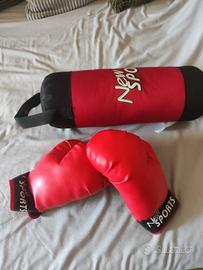Sacco da boxe morbido New Sport con guantoni