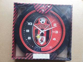 Milan - Orologio da parete rosso-nero