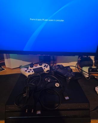 PS4 Pro 1TB - Bundle 2 Pad + Giochi