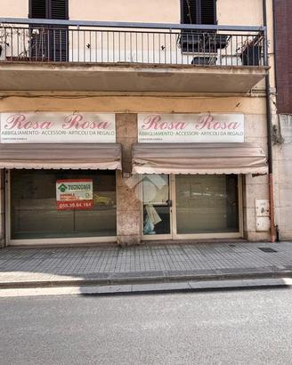 NEGOZIO A SAN GIOVANNI VALDARNO