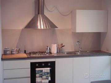 Camera singola con bagno per donne