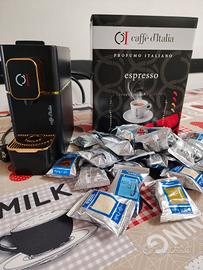 macchina caffè con capsule 