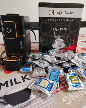 macchina caffè con capsule 