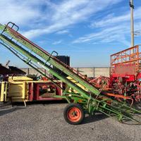 Nastro elevatore per balline di fieno marca Guares