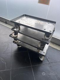 Carrelli acciaio