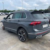 Volkswagen Tiguan 2.0 TDI R-Line 4x4 per ricambi