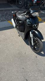 Aprilia Scarabeo Street Nero 50 2T 0412018