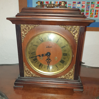 Antico orologio da tavolo