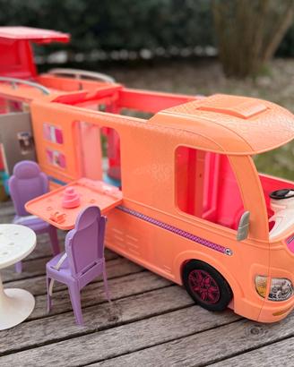 Camper di Barbie – Camper dei Sogni con accessori
