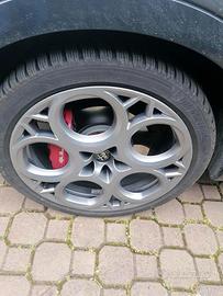 Pneumatici BRIGESTONE 235/40R20 96H
