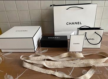 Scatole e sacchetti Chanel