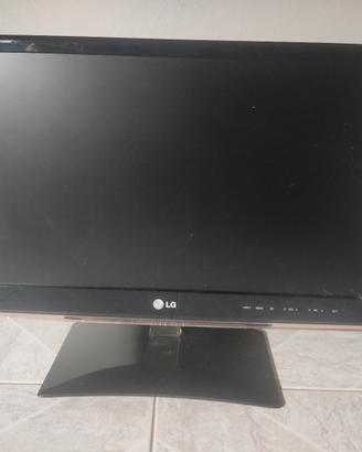 TV LG 22 POLLICI