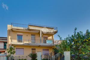 CASA SEMINDIPENDENTE A SAN FILIPPO DEL MELA