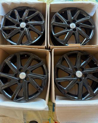 Cerchi in Lega da 16 Pollici per Toyota Yaris