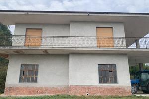 Casa singola con terreno