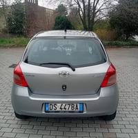 Toyota yaris 2008 1.3 benzina