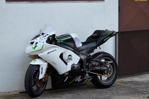 kawasaki ninja zx6r 