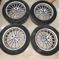 4 cerchi 17 audi con gomme nuove 